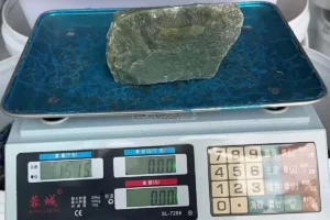 Bulk Rough Gemstones Green Aventurine