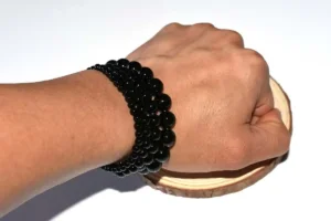 Factory Wholesale Black Stone Bracelet On Wrist