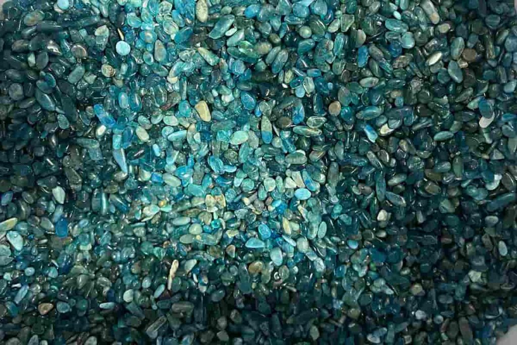 Apatite stone meaning – bulk blue apatite crystal chips used for jewelry making, healing properties, and spiritual growth