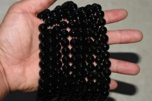 Black Glass Beads product details