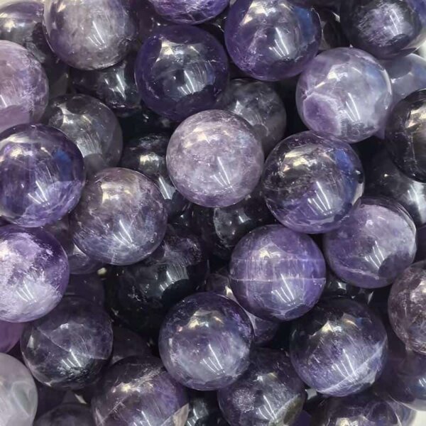 Amethyst 20mm Gemstone Balls — Purple Amethyst gemstone balls, 20mm round polished healing stones.