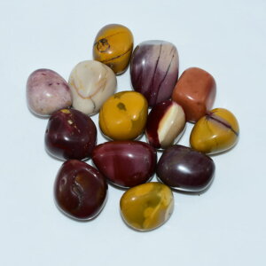 Mookaite Jasper Tumbled top view details with natural banding and shine